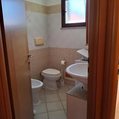 Rita Tatil Evi Chia